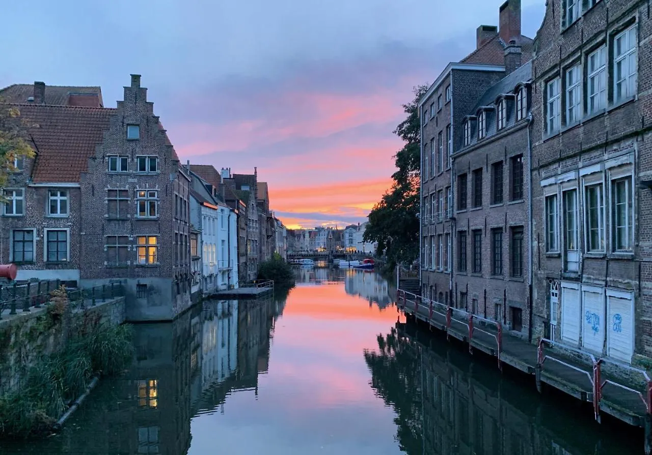 Heaven At 11, Your Deluxe Studio With Personal Bathroom, Kitchenette & Terrace Ghent 0*,  Belgium
